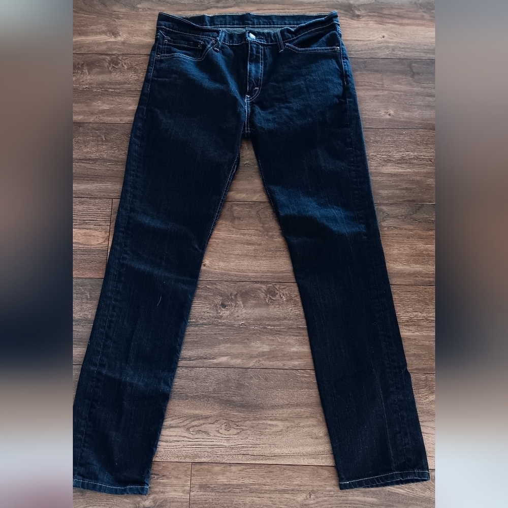 Levi's Dark Wash Jeans